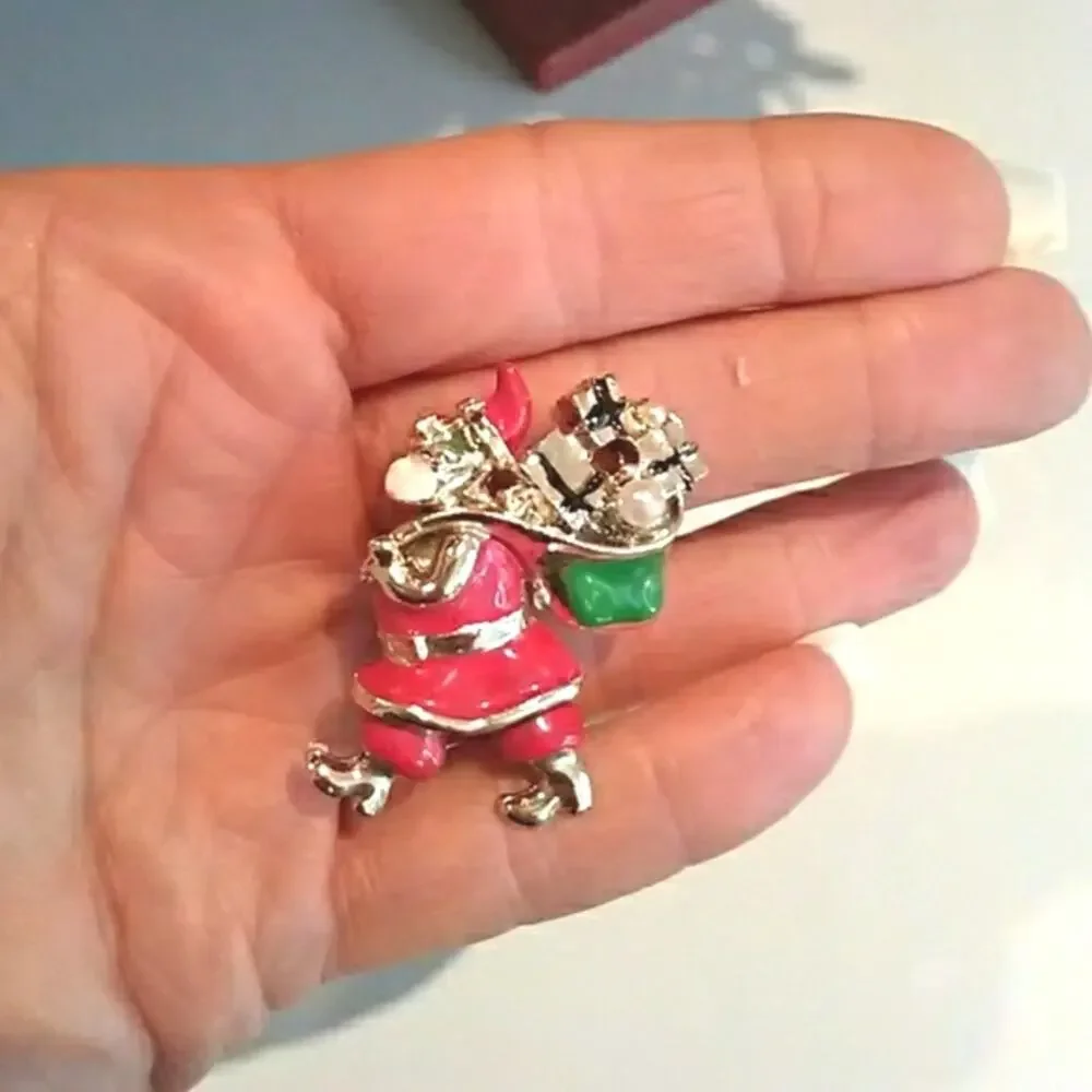 Christmas Santa‎ Clause Brooch Pin with Pearl Holiday Sweater Scarf Coat Jacket